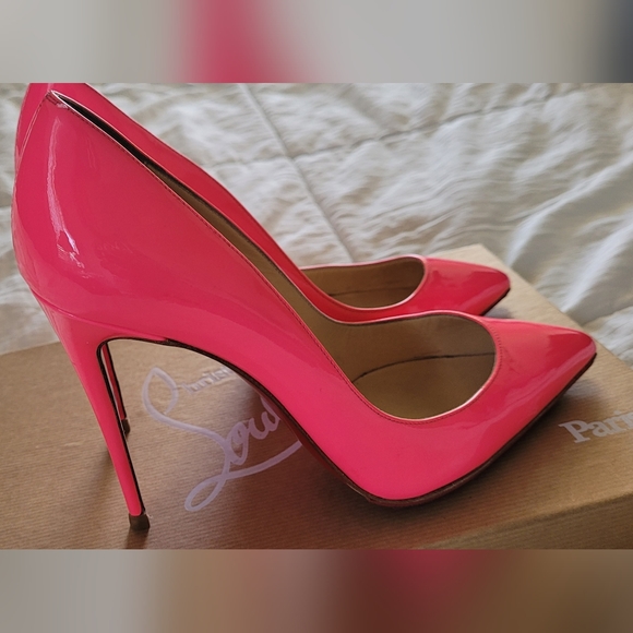 Christian Louboutin  shoes 👠 heels **So Kate point* - Picture 3 of 9